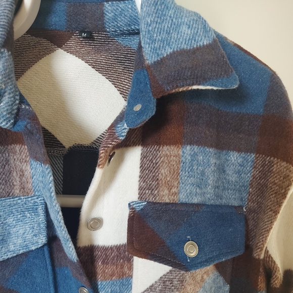 Plaid Button Down Jacket - Picture 4 of 4